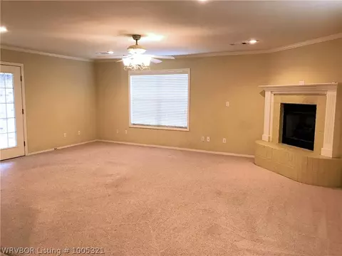 802 S 14th St, Lavaca, AR 72941 photo 5