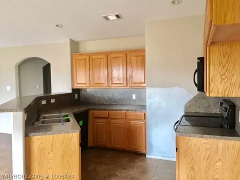 501 Bordeaux Cir, Fort Smith, AR 72908 photo 6