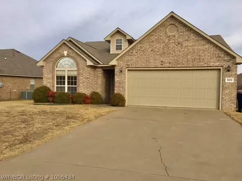 501 Bordeaux Cir, Fort Smith, AR 72908 photo 2