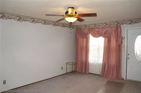111 Rowe Ave, Pocola, OK 74902 photo 5
