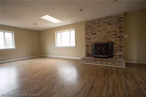 806 Angela Cir, Barling, AR 72923 photo 5