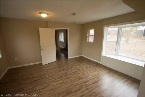 806 Angela Cir, Barling, AR 72923 photo 11