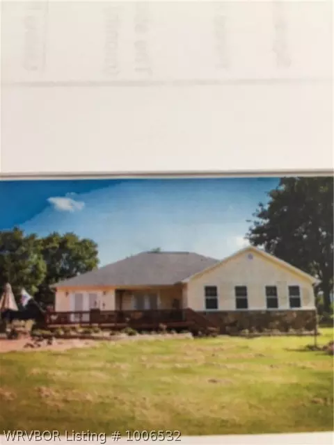 303 W Arch, Paris, AR 72855 photo 1