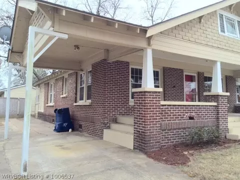 2020 L St, Fort Smith, AR 72901 photo 2