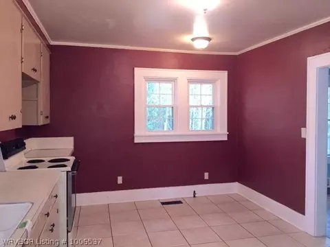 2020 L St, Fort Smith, AR 72901 photo 8