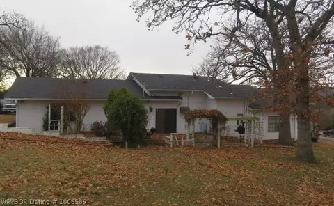 18 Third Ave, Bonanza, AR 72916 photo 4