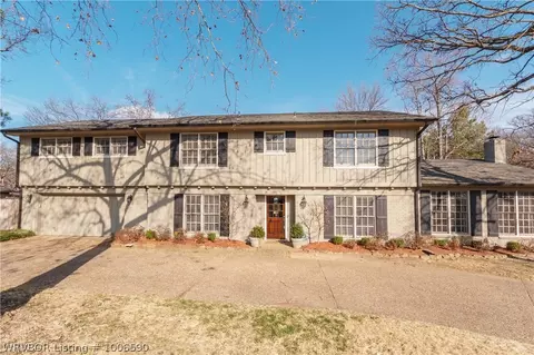 8115 Dover Cir, Fort Smith, AR 72903 photo 1