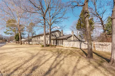 8115 Dover Cir, Fort Smith, AR 72903 photo 4