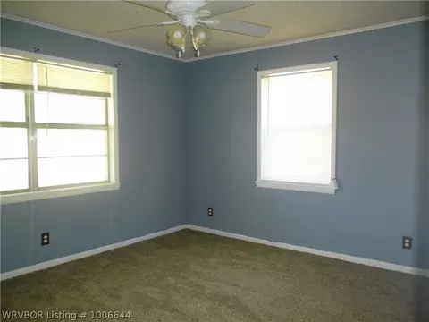 1115 E 6th St, Waldron, AR 72958 photo 7
