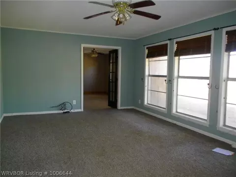 1115 E 6th St, Waldron, AR 72958 photo 5