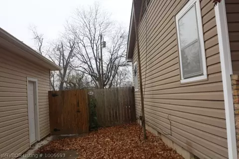 4406 S 22nd, Fort Smith, AR 72901 photo 4