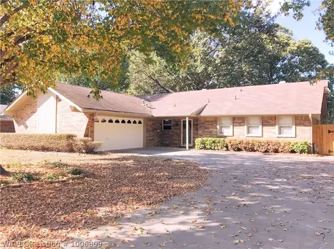 10007 Meandering Way, Fort Smith, AR 72903 photo 1