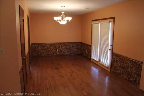 8904 Skypark Dr, Fort Smith, AR 72903 photo 2