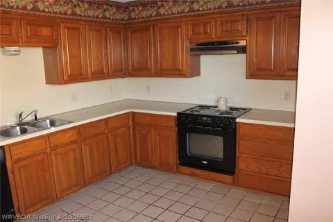 8904 Skypark Dr, Fort Smith, AR 72903 photo 3