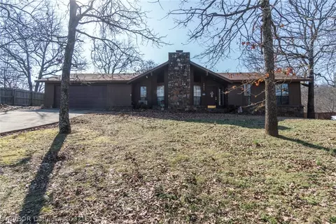 1921 E Hickory Dr, Greenwood, AR 72936 photo 1