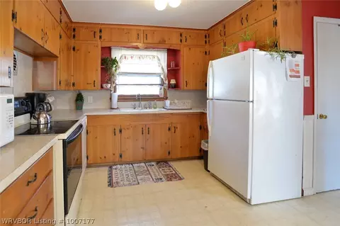 1817 S Independence St, Fort Smith, AR 72901 photo 11