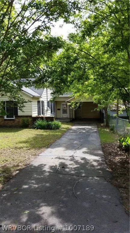 208 9th St, Ozark, AR 72949 photo 5