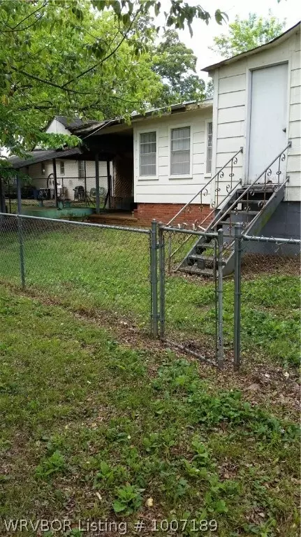 208 9th St, Ozark, AR 72949 photo 6