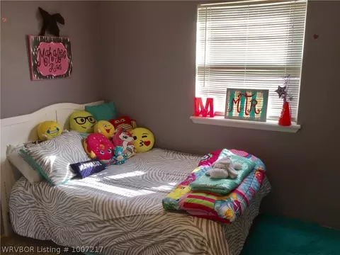 1106 P St, Barling, AR 72923 photo 9