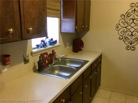 1106 P St, Barling, AR 72923 photo 5