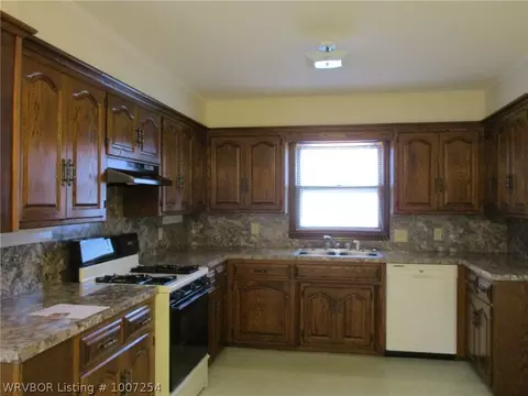 1516 S 40th St, Fort Smith, AR 72903 photo 2