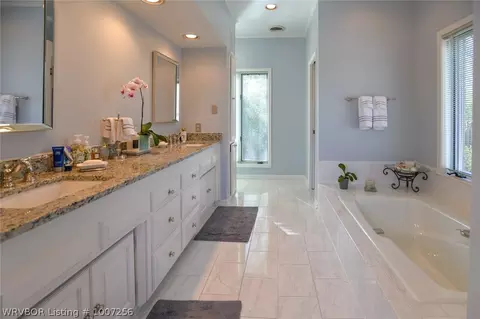1820 S 73rd Cir, Fort Smith, AR 72903 photo 13