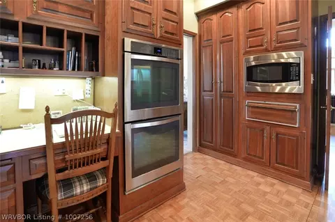 1820 S 73rd Cir, Fort Smith, AR 72903 photo 8