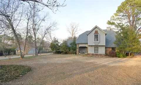2401 Wyndermere Way, Fort Smith, AR 72903 photo 3