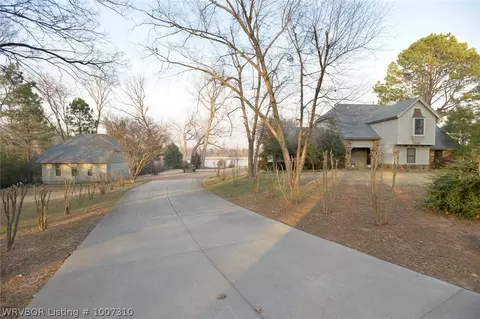 2401 Wyndermere Way, Fort Smith, AR 72903 photo 5