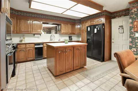 2401 Wyndermere Way, Fort Smith, AR 72903 photo 26