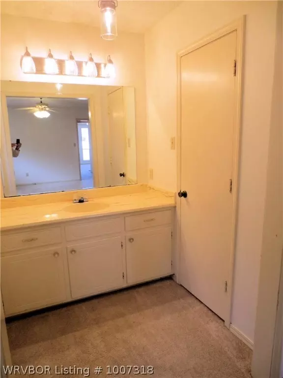  2100 S 71st St, Fort Smith, AR 72903 photo 16