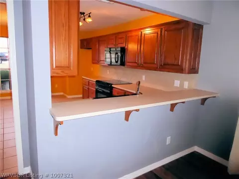 9808 E Pointe Dr, Fort Smith, AR 72903 photo 5