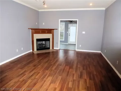 9808 E Pointe Dr, Fort Smith, AR 72903 photo 4