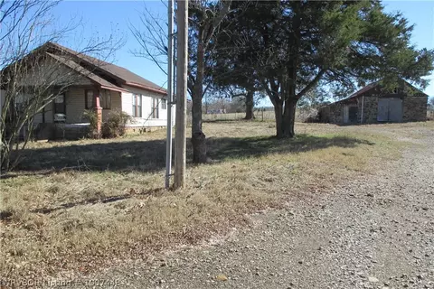 124 Hunter St, Branch, AR 72928 photo 5