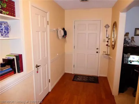 9906 Meandering Way, Fort Smith, AR 72903 photo 2