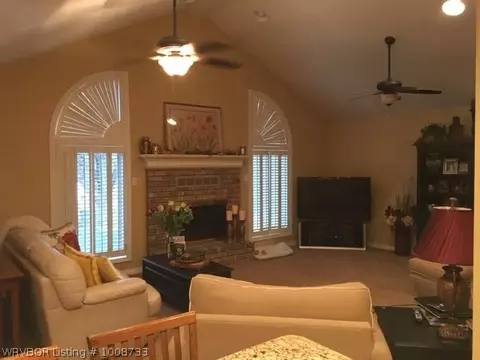 10904 Lansdown Ln, Fort Smith, AR 72908 photo 5