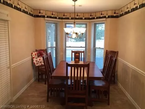10904 Lansdown Ln, Fort Smith, AR 72908 photo 9