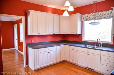 2411 Skye Rd, Fort Smith, AR 72908 photo 4