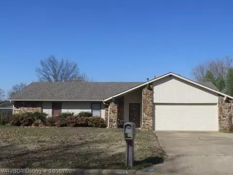 3301 Bryn Mawr Cir, Fort Smith, AR 72908 photo 1