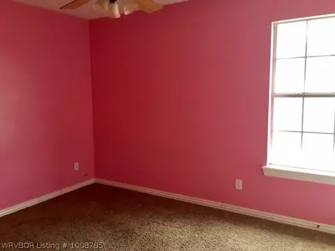 110 Mollie Ct, Barling, AR 72923 photo 11