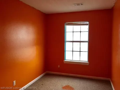110 Mollie Ct, Barling, AR 72923 photo 17