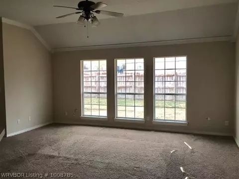 110 Mollie Ct, Barling, AR 72923 photo 3