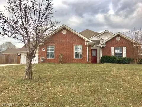 110 Mollie Ct, Barling, AR 72923 photo 1