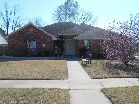 115 Mollie Ct, Barling, AR 72923 photo 1