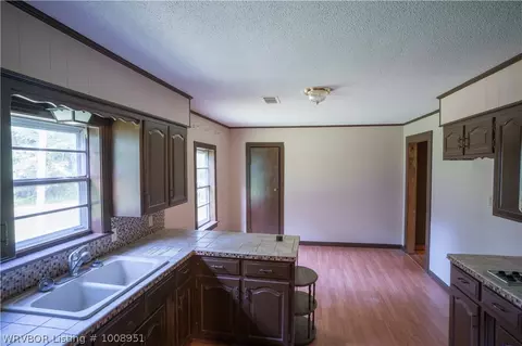 5701 Slaytonville Rd, Hackett, AR 72937 photo 2