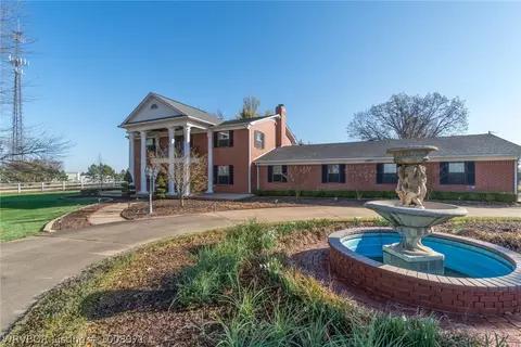 6313 Howard Hill Rd, Fort Smith, AR 72916 photo 2