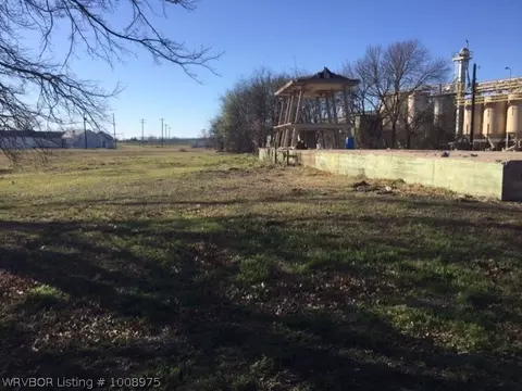 1701 Ballman Rd, Fort Smith, AR 72901 photo 2