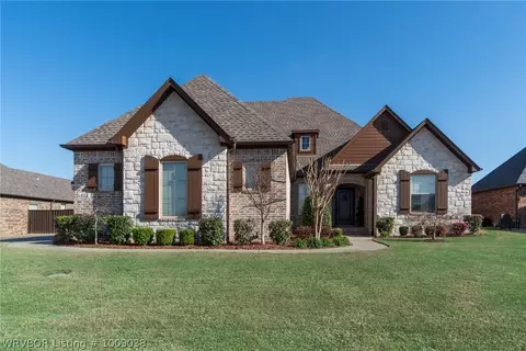 412 Crescent Dr, Fort Smith, AR 72916 photo 1