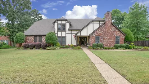 10404 Stoneleige St, Fort Smith, AR 72908 photo 1