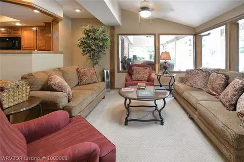 10404 Stoneleige St, Fort Smith, AR 72908 photo 3